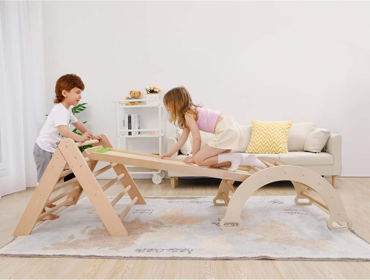 Test du Pikler Triangle Set Woodenland : l'indispensable escalade pour enfants