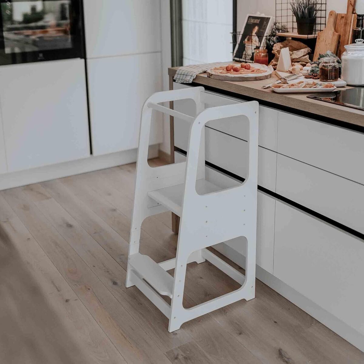 Test : tour Montessori blanche pour apprentis cuisiniers