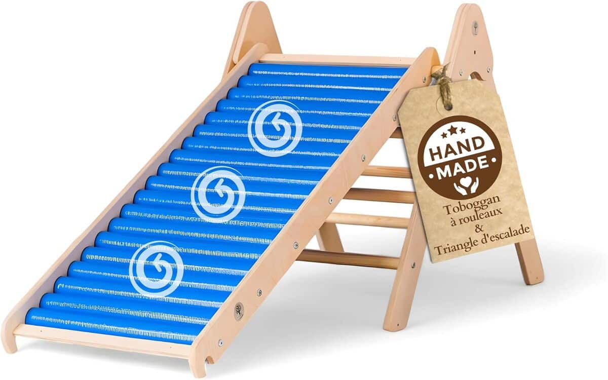 Test WoodsCraft : toboggan & triangle d'escalade Montessori