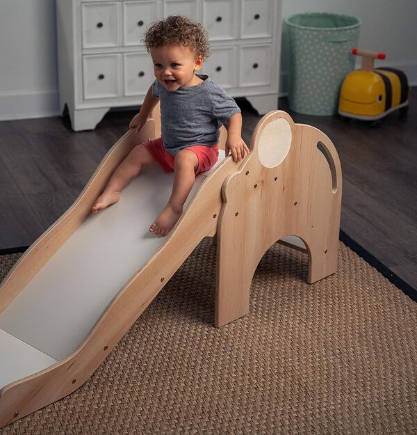 Avenlur Nima Toboggan d'intérieur – Style Montessori Waldorf en forme d'éléphant – Sûr, robuste et fiable – Espace de jeu intérieur parfait pour développer les compétences motrices et l'équilibre chez